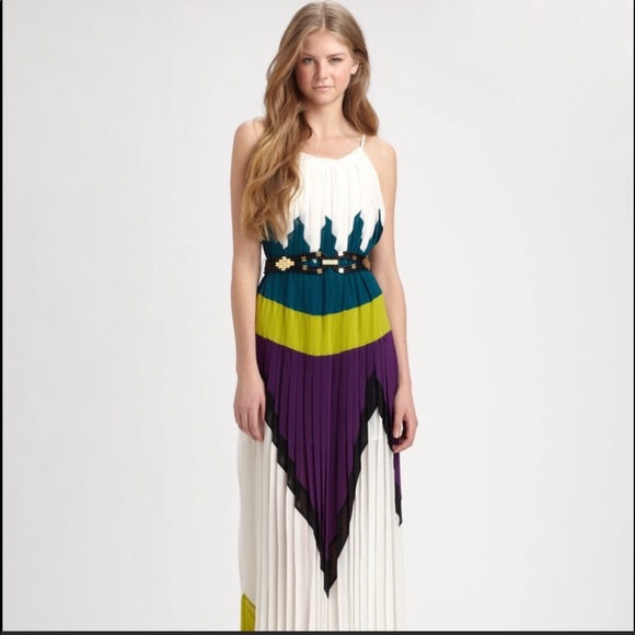 BCBGMaxAzria Dresses & Skirts - BCBG MAX AZRIA RUNWAY GOWN